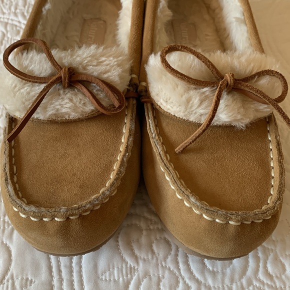 Women’s Moccasin Slippers, Size 8 - Picture 5 of 5